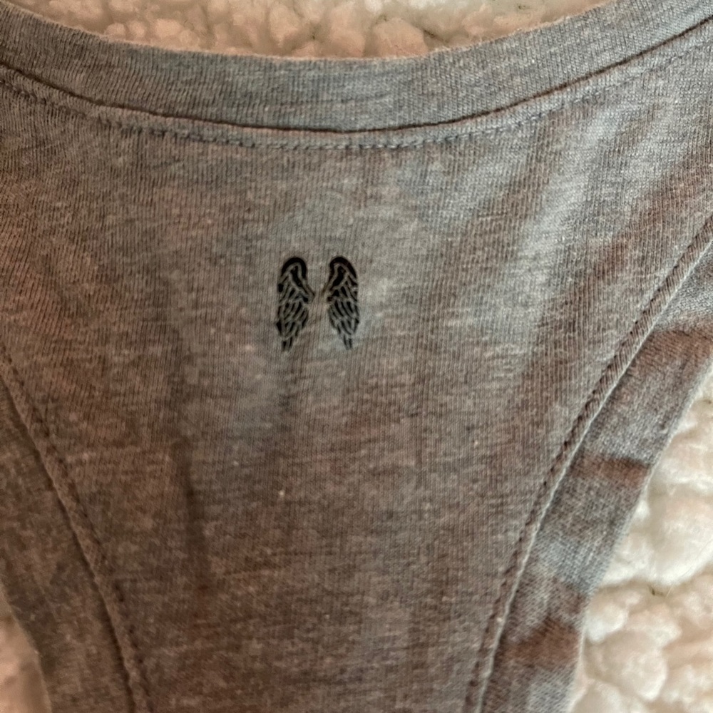 VS Racerback Tank - Picture 2 of 4